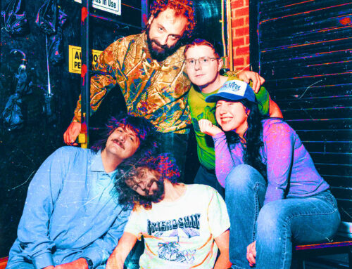 Wednesday ile Blind Sahnesinde Yoğun Bir Geceye Hazır Olun